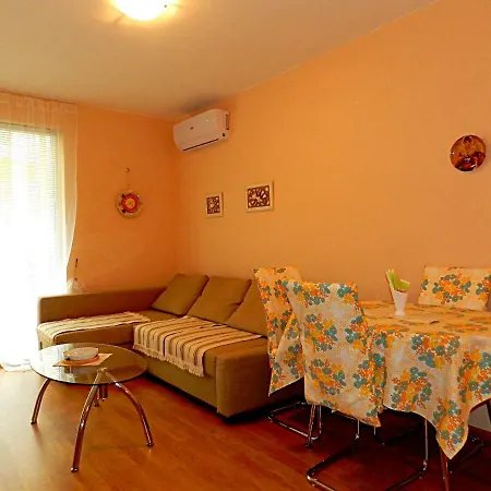 апартамент в Messembria Resort. Apartment Sunny Beach