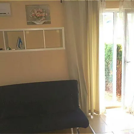 Apartment апартамент в Messembria Resort.