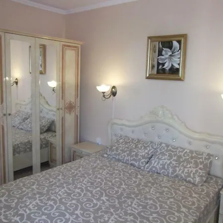 Apartment апартамент в Messembria Resort.